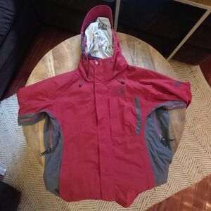 Mountain Hardware Conduit DT Ski Snowboard Jacket